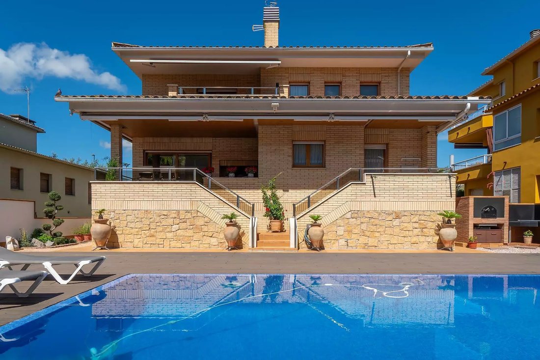 Chalet in Banyoles (District), Banyoles, Spain 5 - 18497848