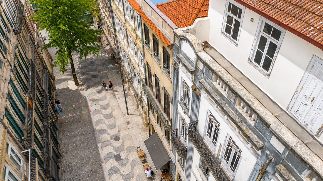 House in Cedofeita, Santo Ildefonso, Se, Miragaia, Sao Nicolau e Vitoria, Porto District, Portugal 2 - 18497847