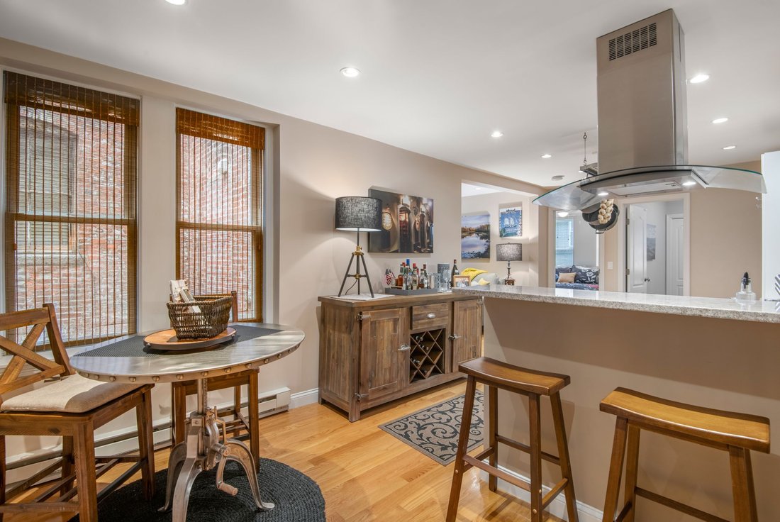 Condo in Boston, Massachusetts, United States 4 - 18497744