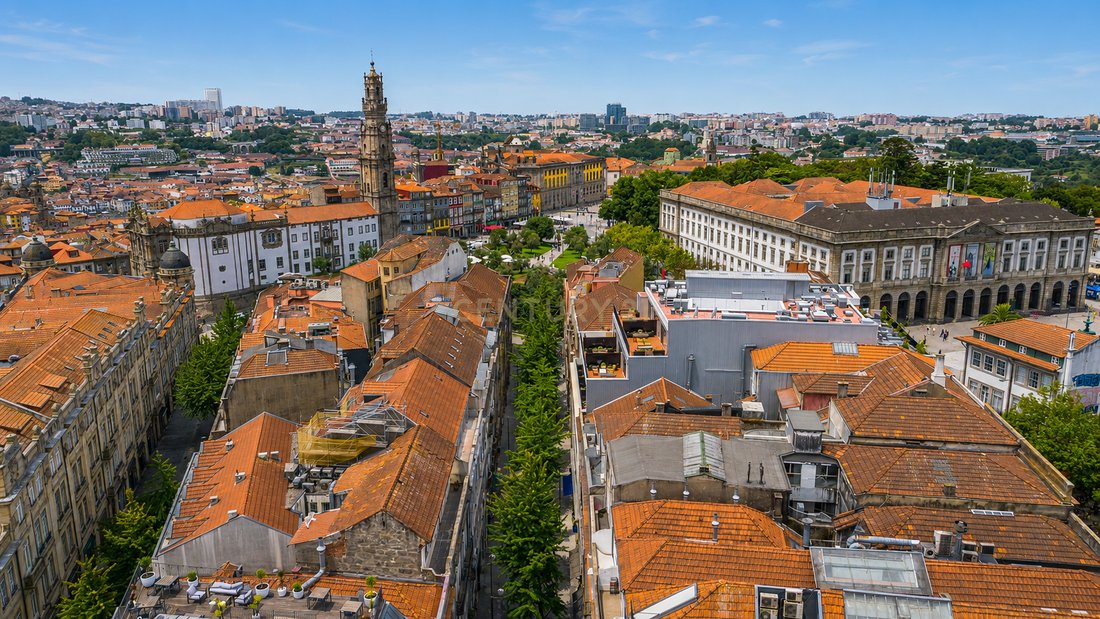 House in Cedofeita, Santo Ildefonso, Se, Miragaia, Sao Nicolau e Vitoria, Porto District, Portugal 3 - 18497847