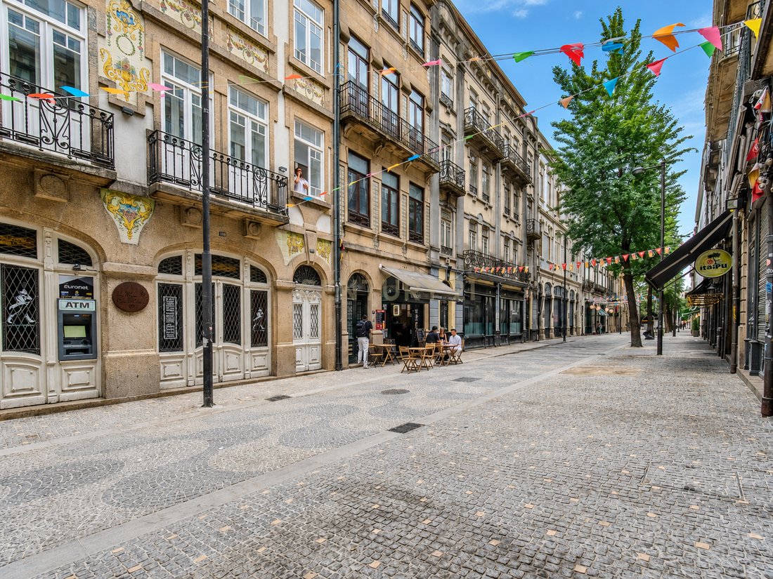 House in Cedofeita, Santo Ildefonso, Se, Miragaia, Sao Nicolau e Vitoria, Porto District, Portugal 1 - 18497847
