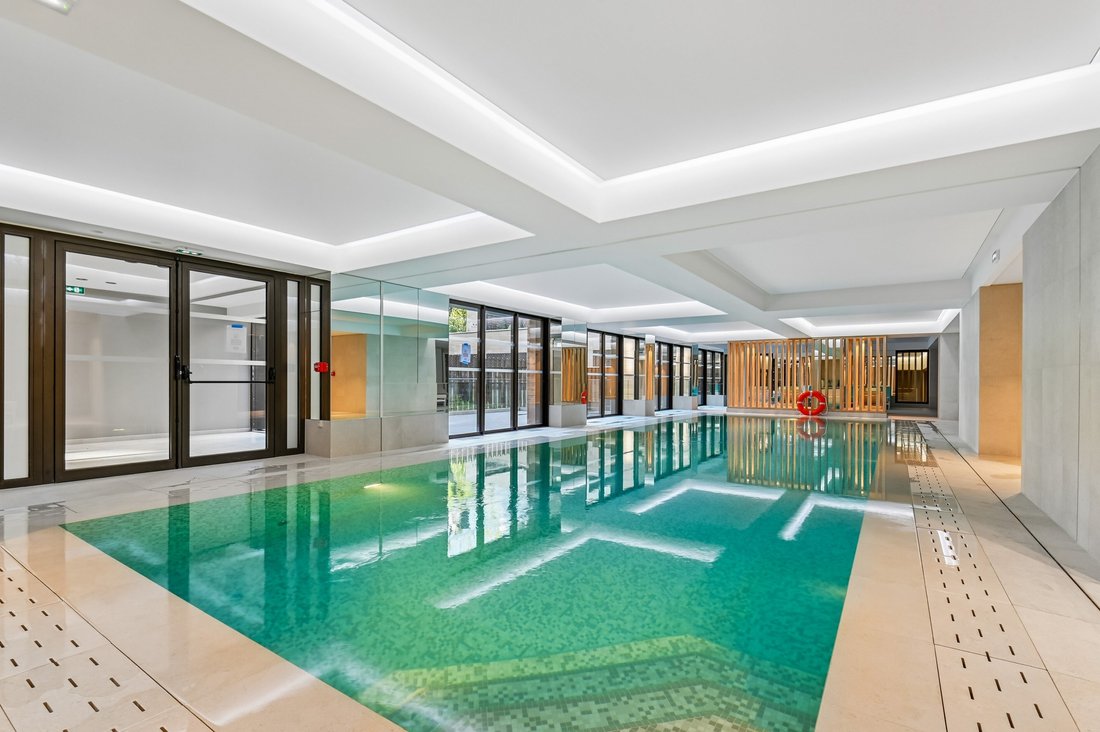 Apartment in La Plaine des Sablons, Neuilly-sur-Seine, France 1 - 18497746