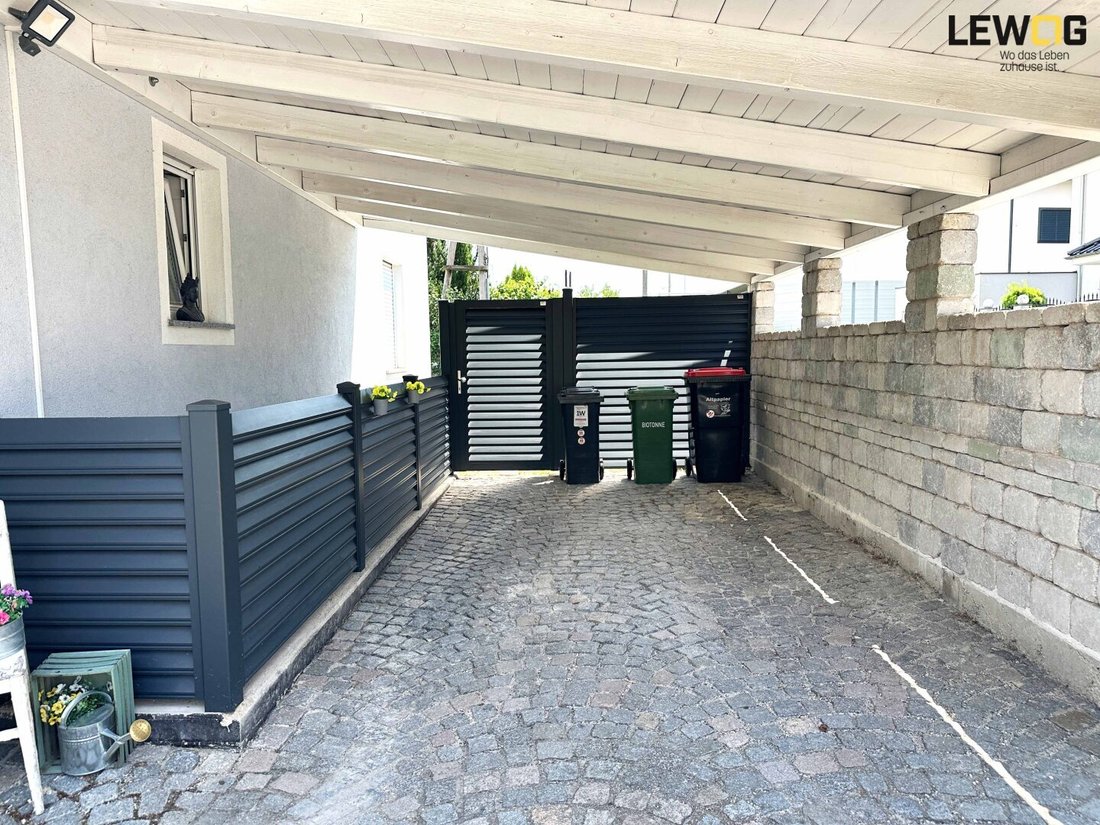 Leonding, Upper Austria, Austria 2 - 18497891