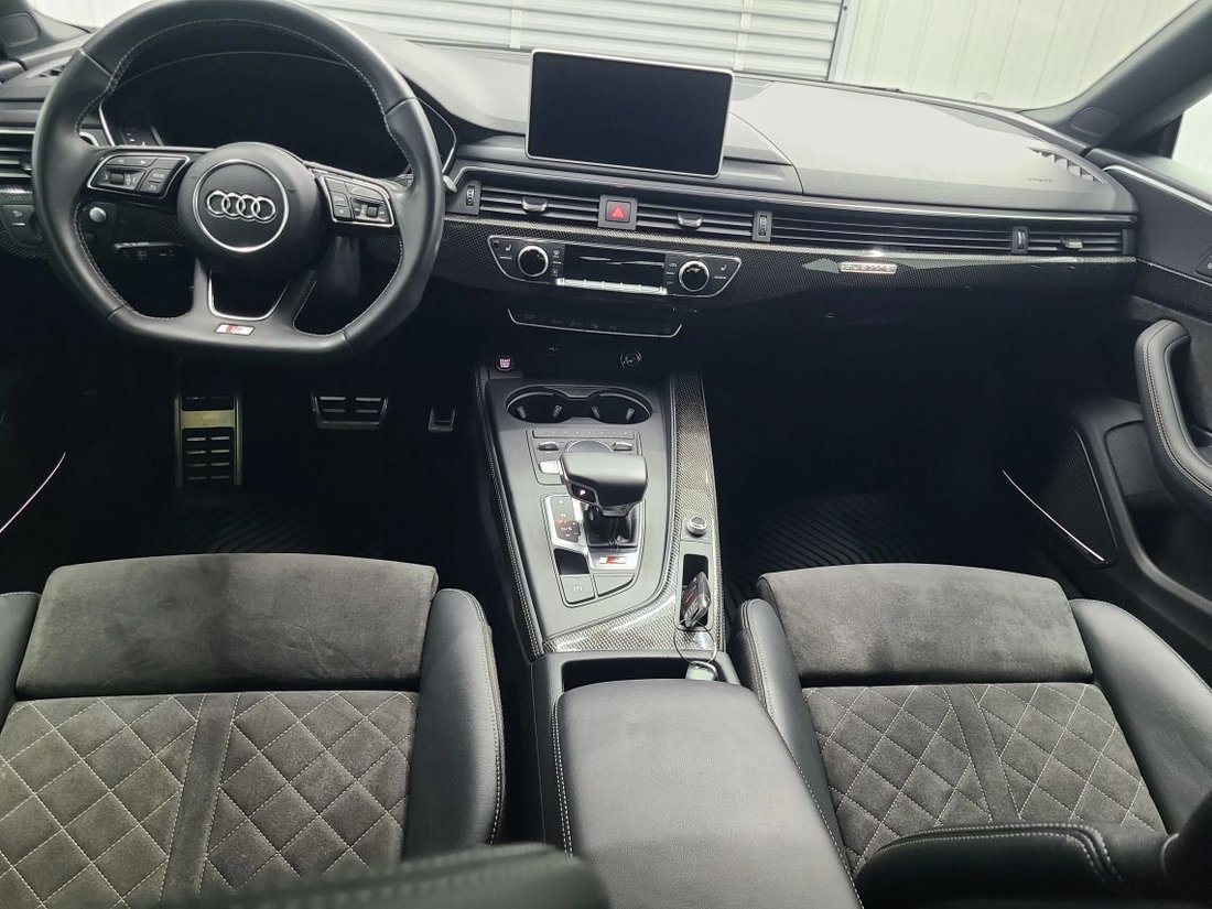 Sedan in Geneva, NY, United States 2 - 18424735