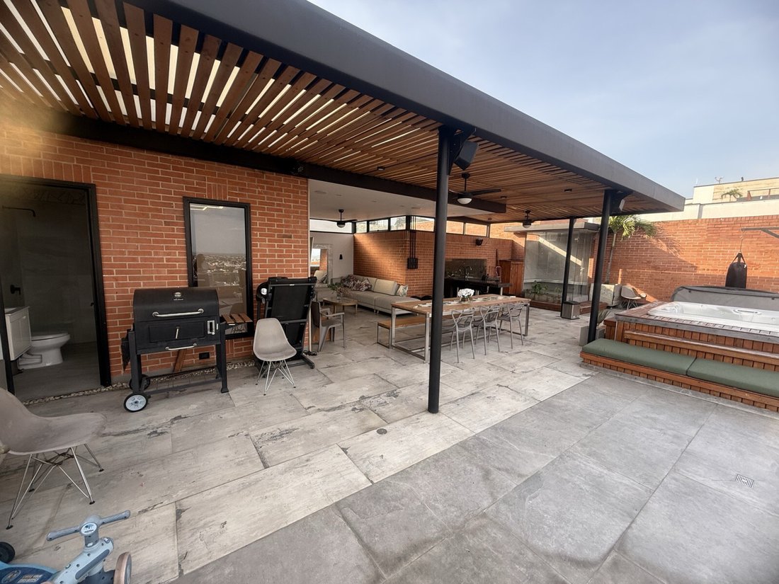 Apartment in Cali, Choco, Colombia 2 - 18498092