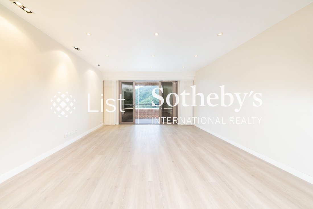 Apartment in Repulse Bay, Hong Kong 3 - 18497770