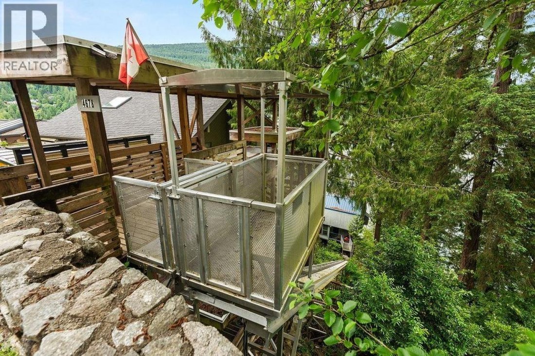 House in North Vancouver, British Columbia, Canada 3 - 18497802