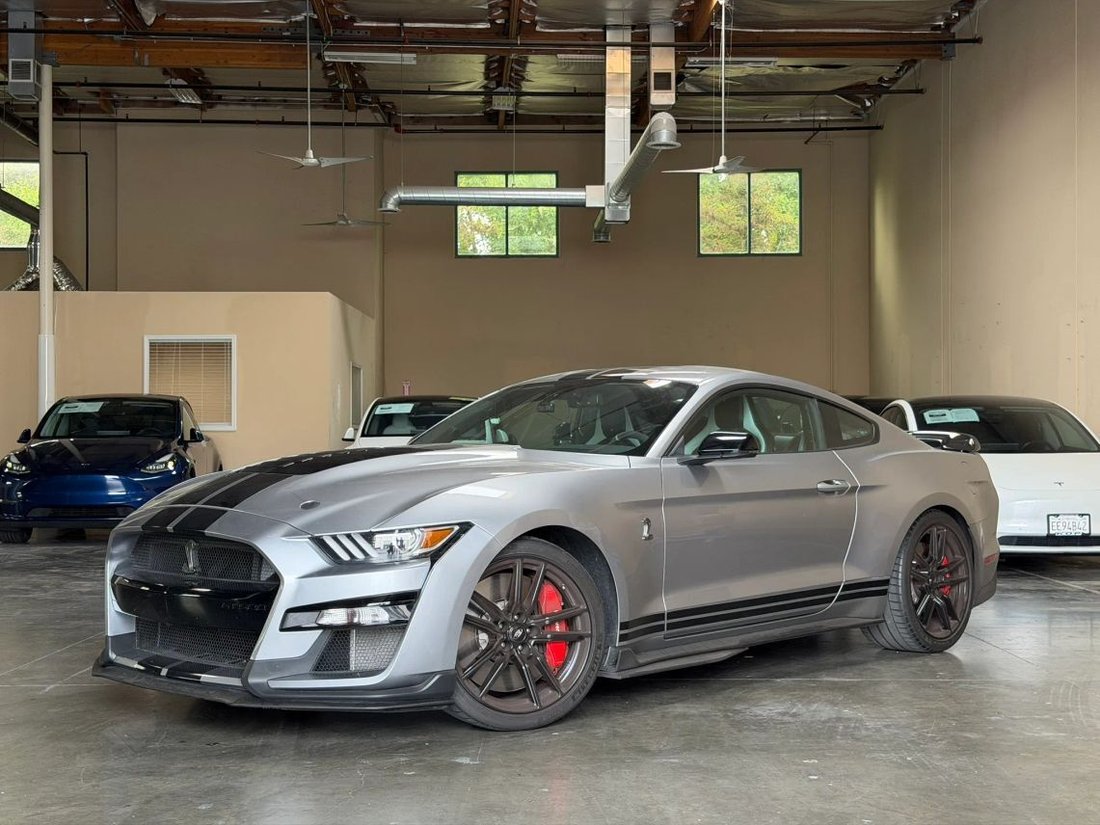 Coupe in Chino, CA, United States 1 - 18498005