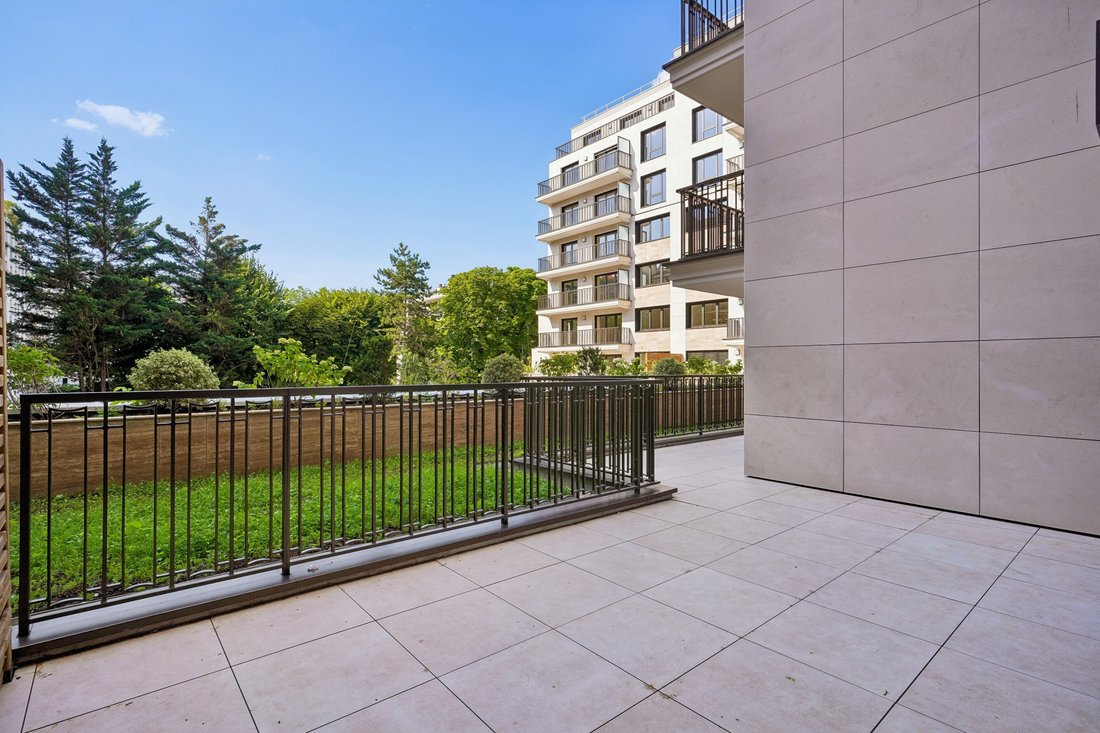 Apartment in La Plaine des Sablons, Neuilly-sur-Seine, France 5 - 18497746