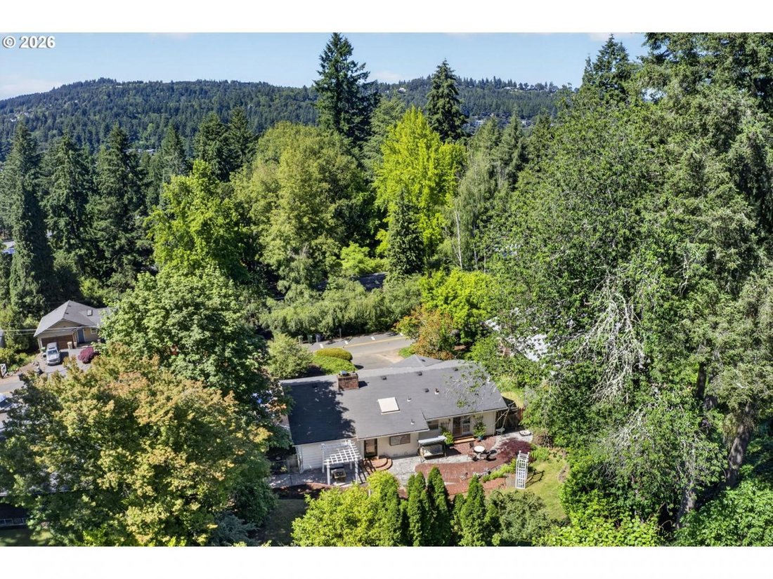 House in Lake Oswego, Oregon, United States 4 - 18497811