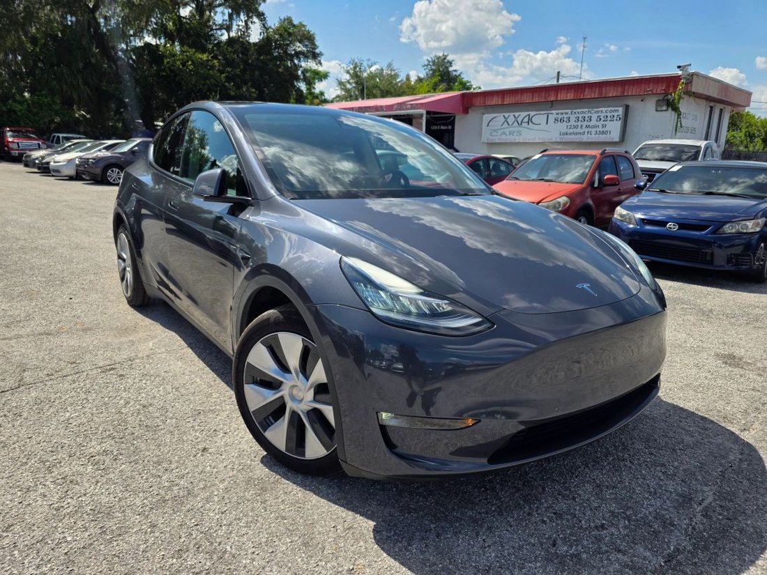 Suv in Lakeland, FL, United States 2 - 18497965
