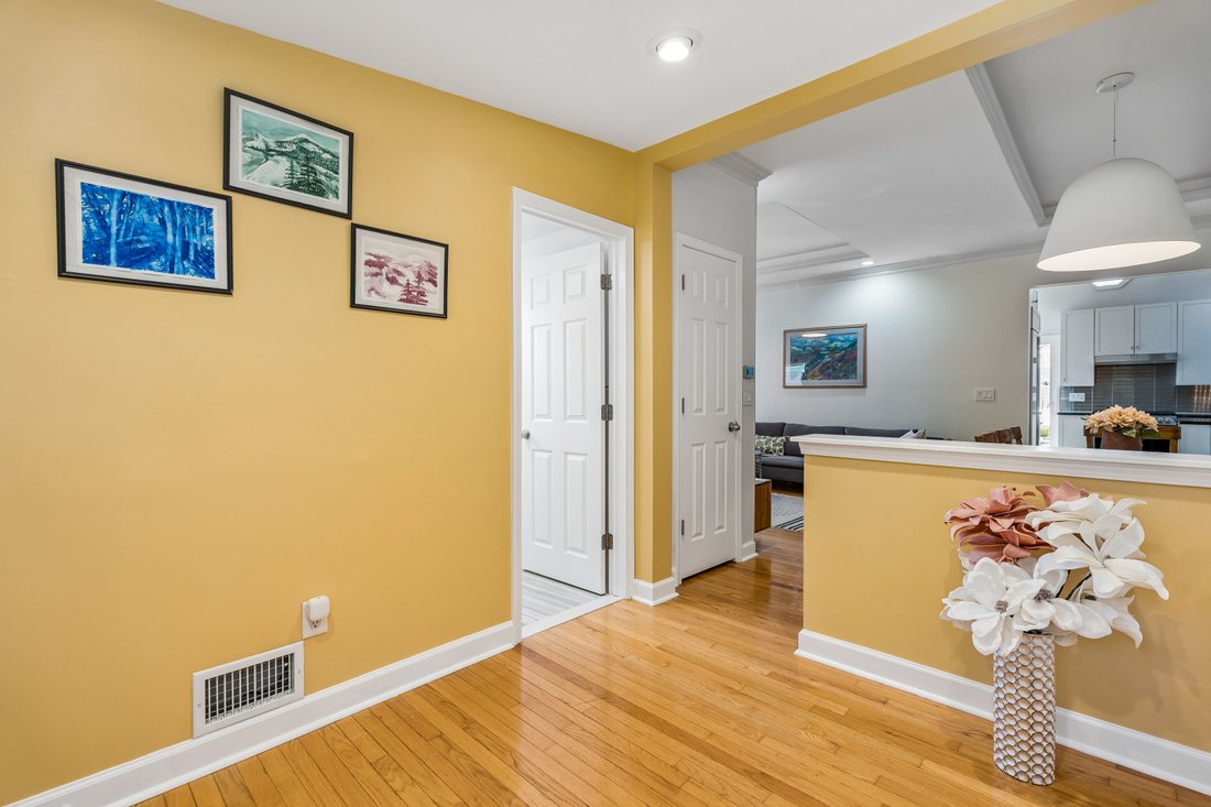 Bloomingdale, New Jersey, United States 2 - 18497738