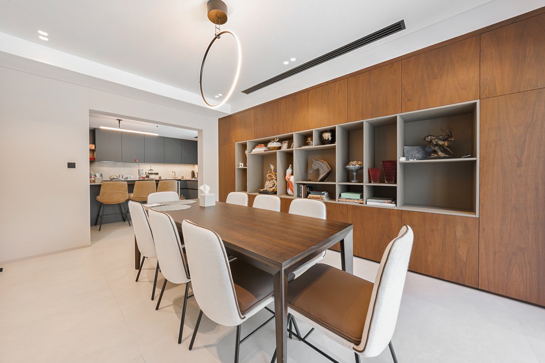 Villa in The Meadows, Dubai, United Arab Emirates 5 - 18497977