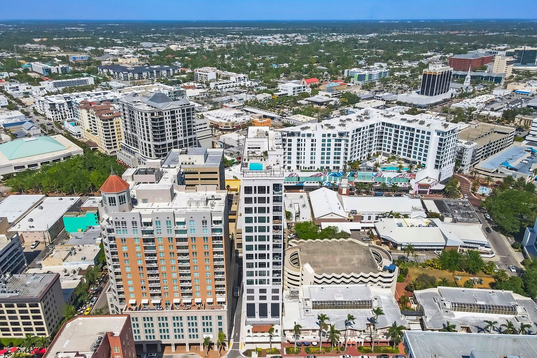 Condo in Sarasota, Florida, United States 4 - 18497719