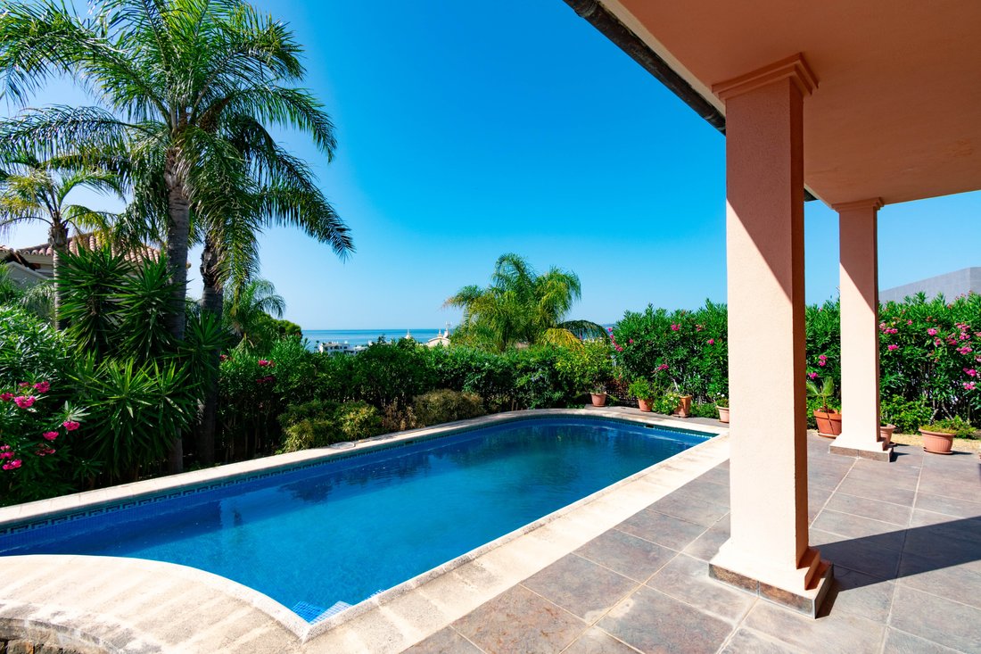 Villa in Estepona, Andalusia, Spain 1 - 18497799