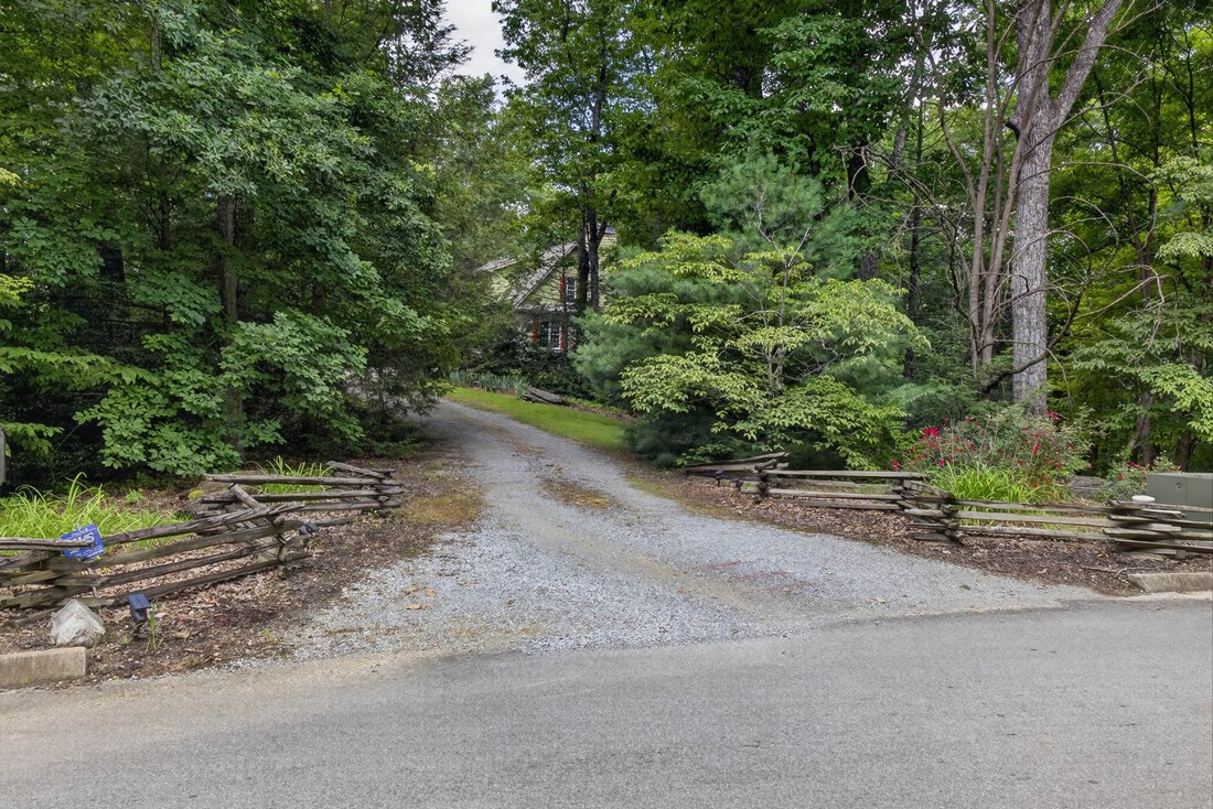 Sevierville, Tennessee, United States 1 - 18498167