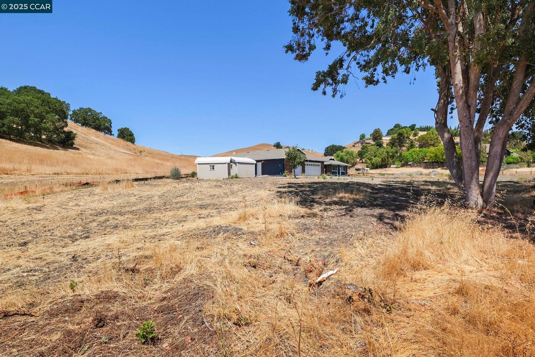 House in Danville, California, United States 5 - 16655155