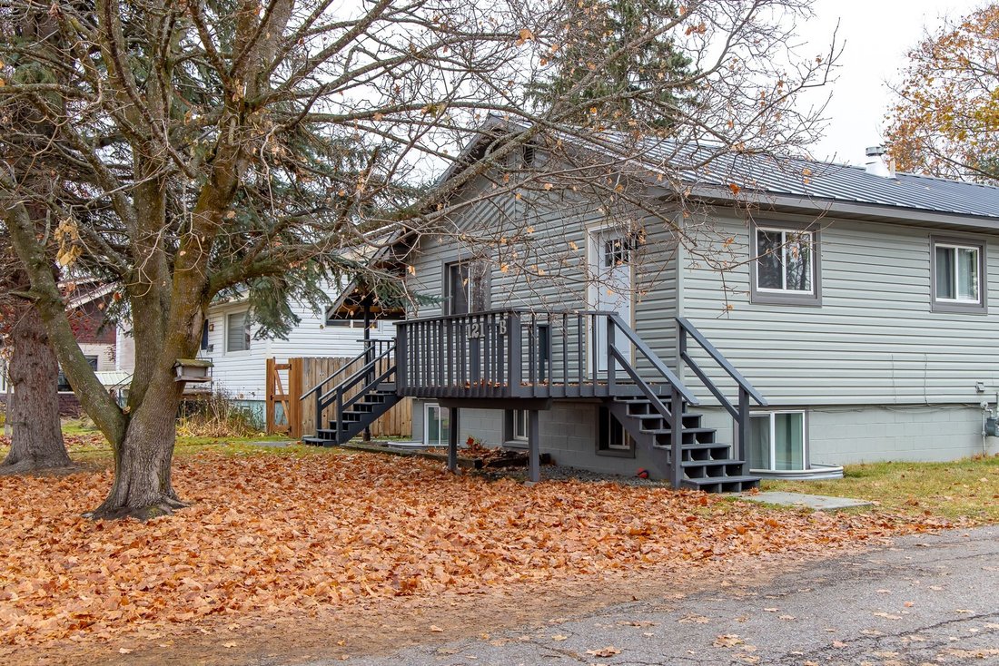 Whitefish, Montana, United States 4 - 17957288
