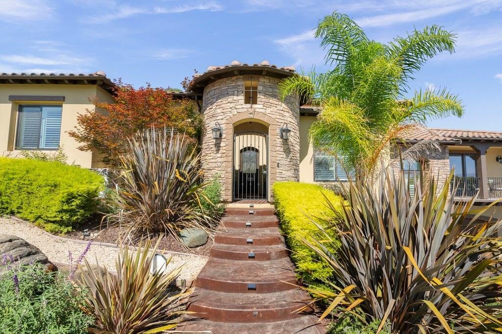 House in Gilroy, California, United States 5 - 18498178