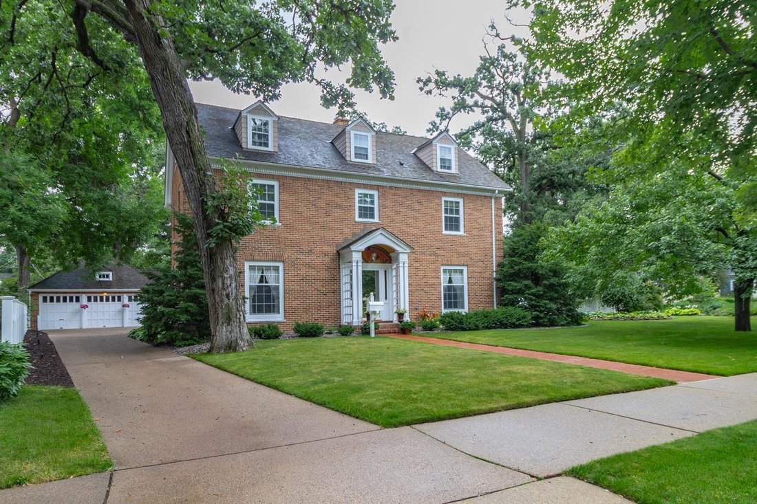 House in Minneapolis, Minnesota, United States 1 - 18498126