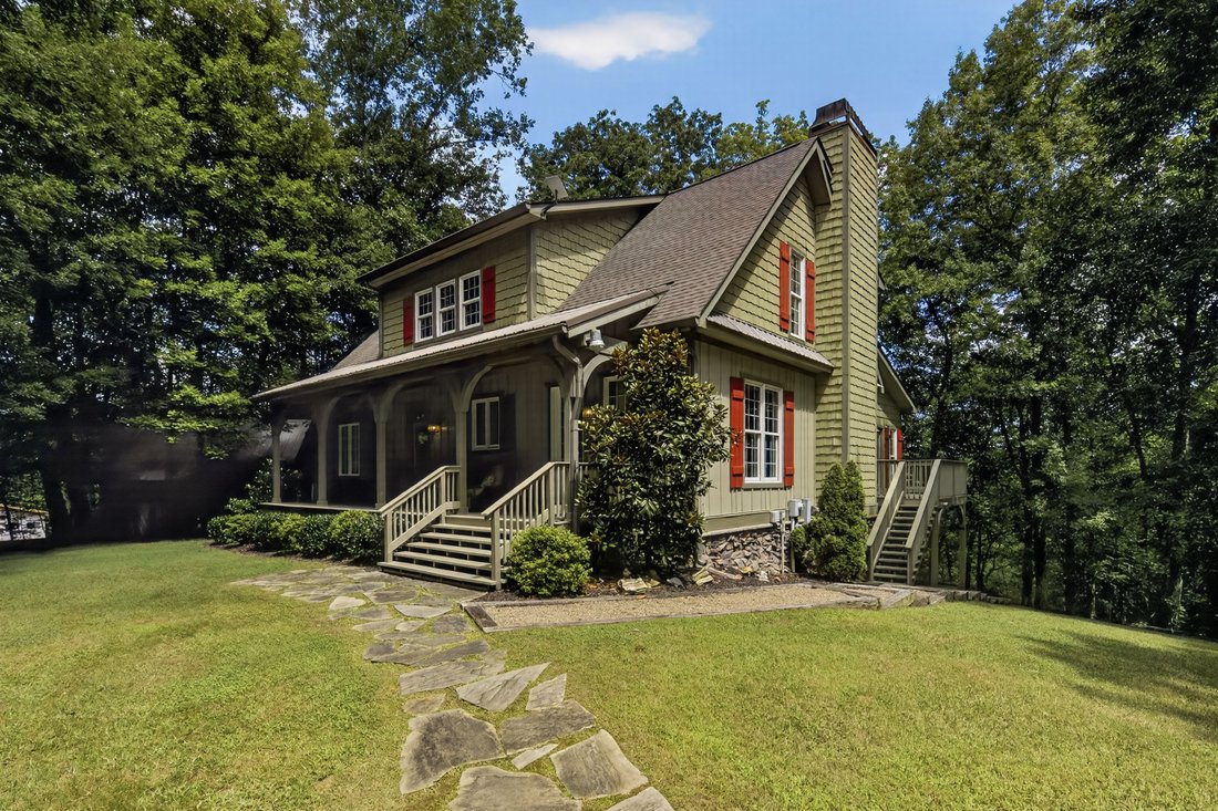 Sevierville, Tennessee, United States 5 - 18498167