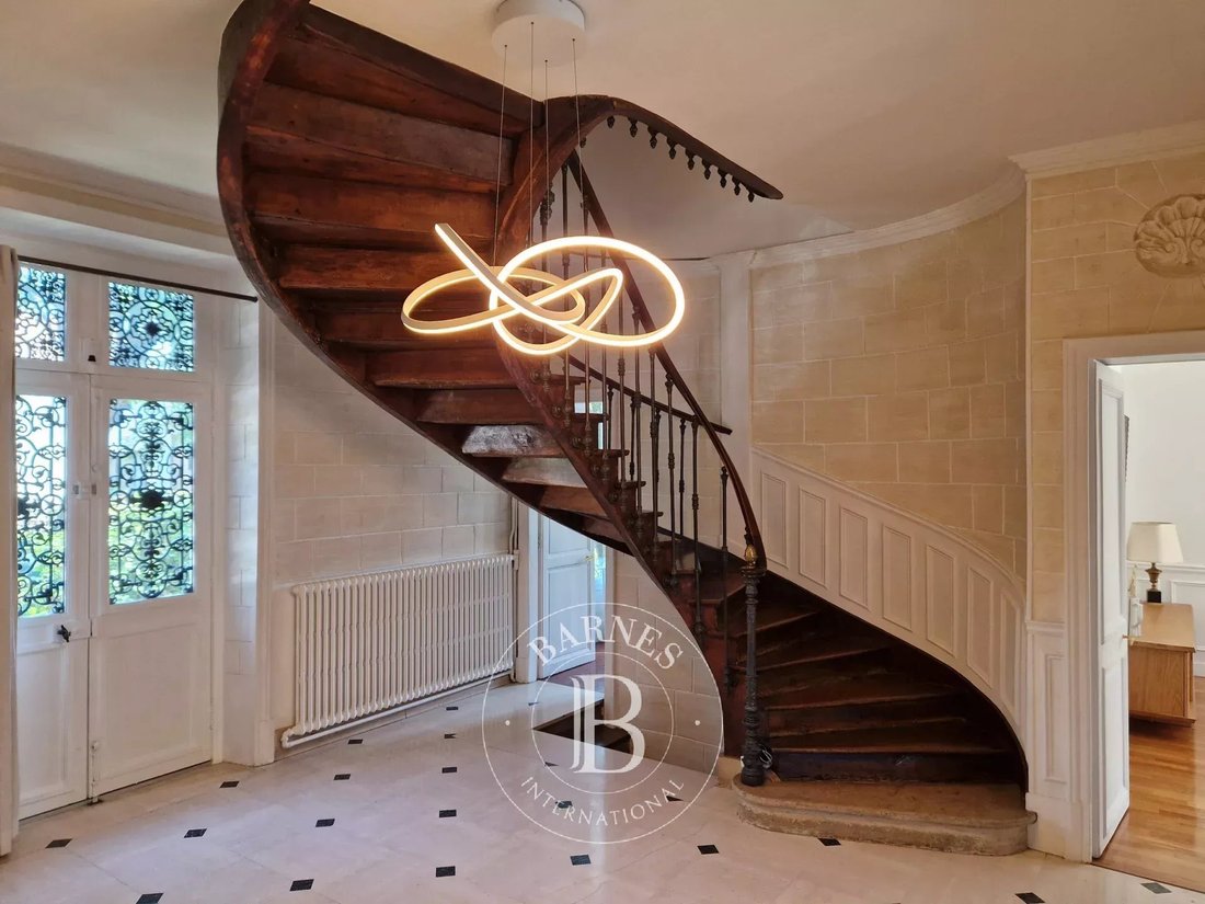 House in Centre Ville-Commerce, Enghien-les-Bains, France 2 - 18498211