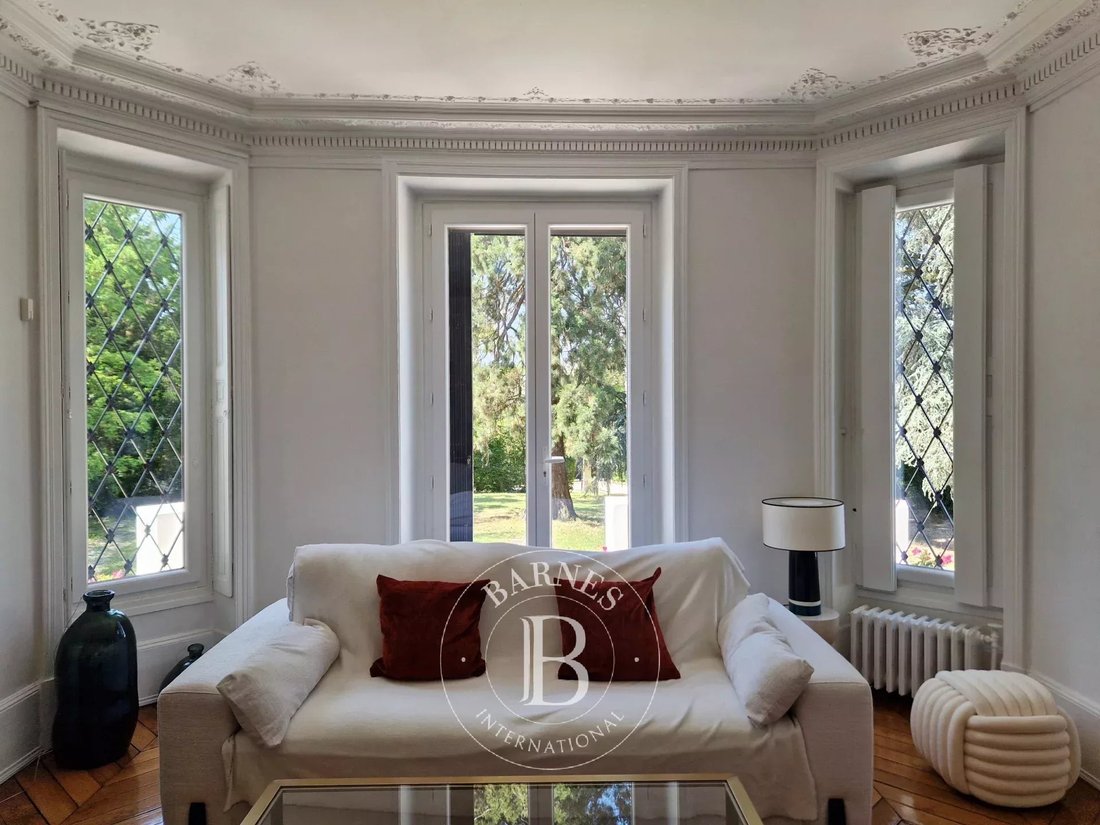 House in Centre Ville-Commerce, Enghien-les-Bains, France 5 - 18498211