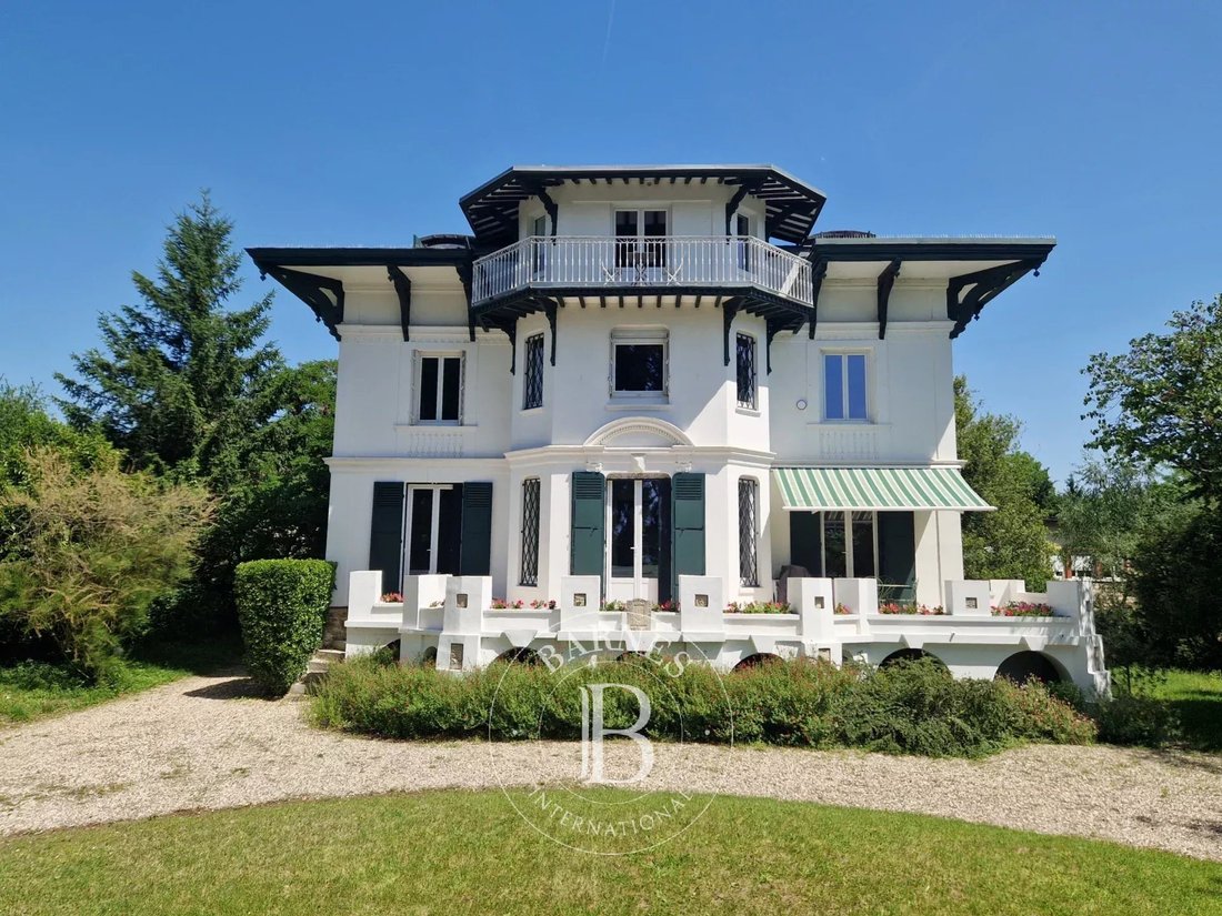 House in Centre Ville-Commerce, Enghien-les-Bains, France 1 - 18498211