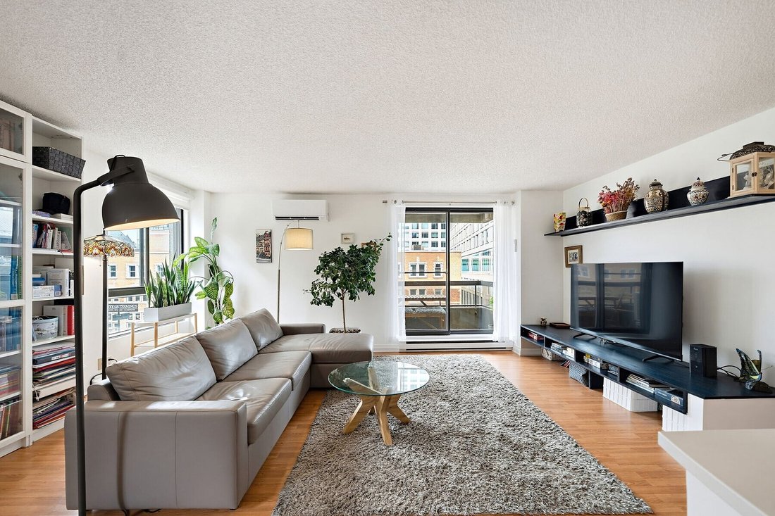 Condo in Montreal, Quebec, Canada 5 - 18498152