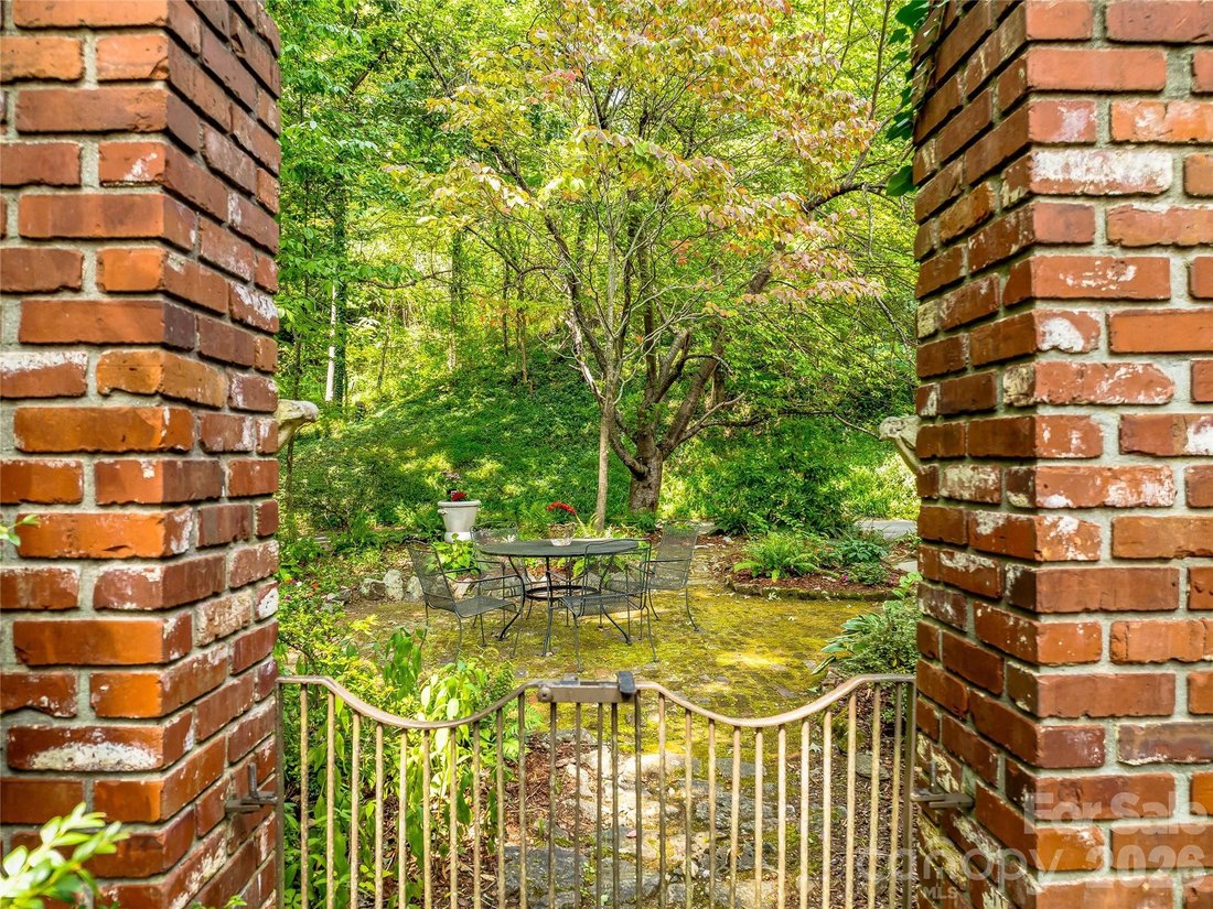 House in Asheville, North Carolina, United States 3 - 18498135