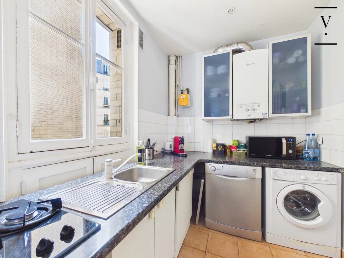 Apartment in République - Saint Ambroise, Paris, Ile-de-France 5 - 18498115