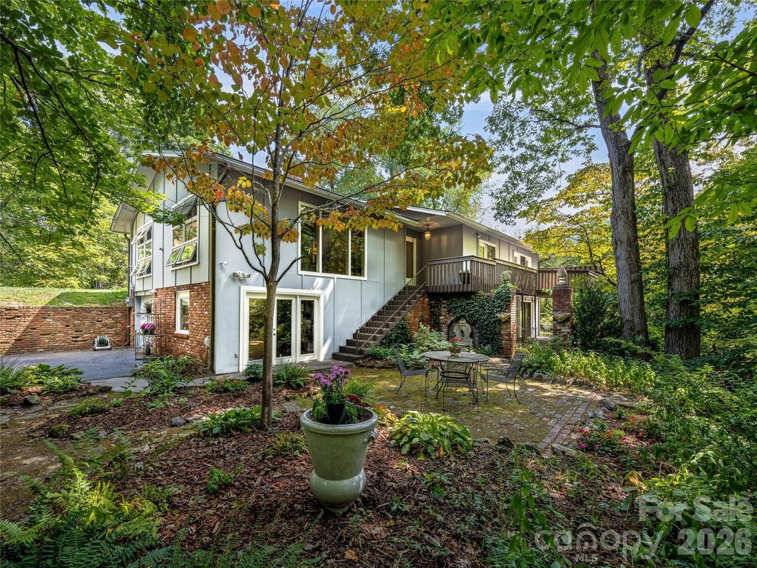 House in Asheville, North Carolina, United States 1 - 18498135