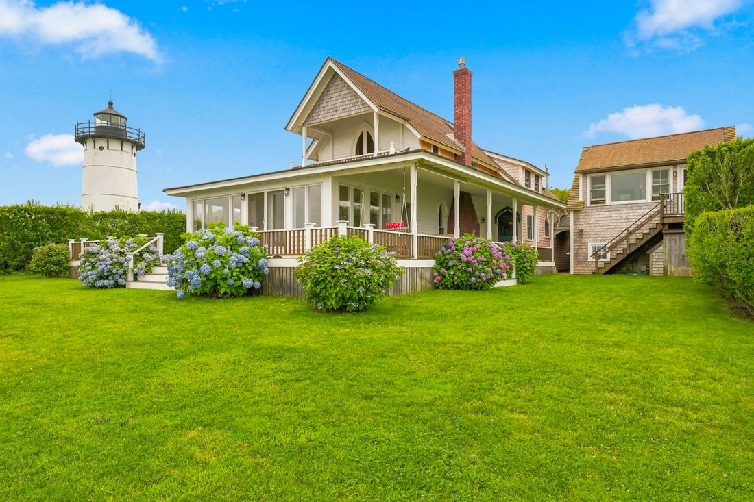 House in Oak Bluffs, Massachusetts, United States 2 - 18434580