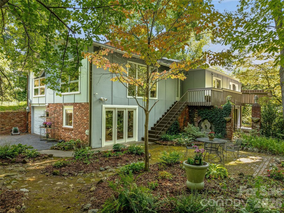 House in Asheville, North Carolina, United States 5 - 18498135