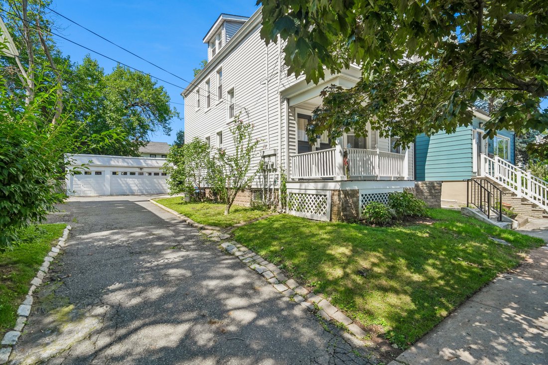 Apartment in Maplewood, New Jersey, United States 3 - 18498162