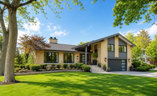 House in Elmhurst, Illinois, United States 1