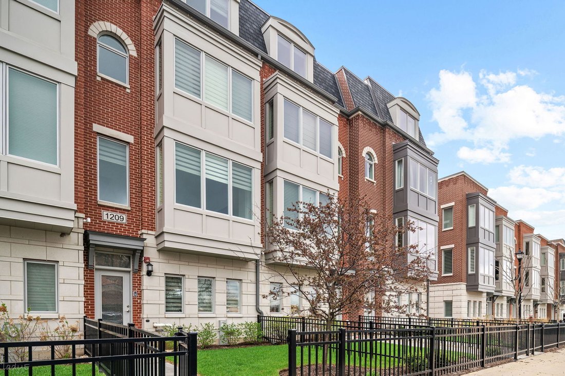Villa in Northbrook, Illinois, United States 1 - 18498122