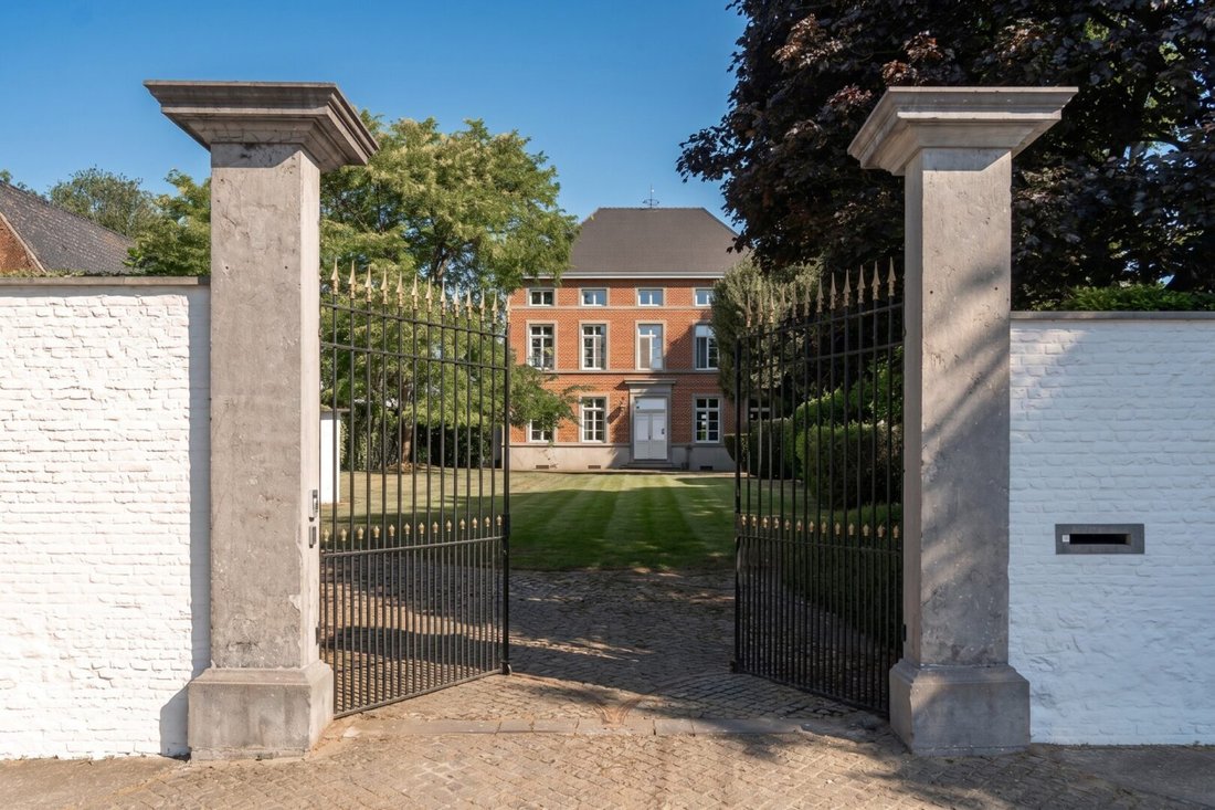 Villa in Ath, Wallonia, Belgium 1 - 18498250