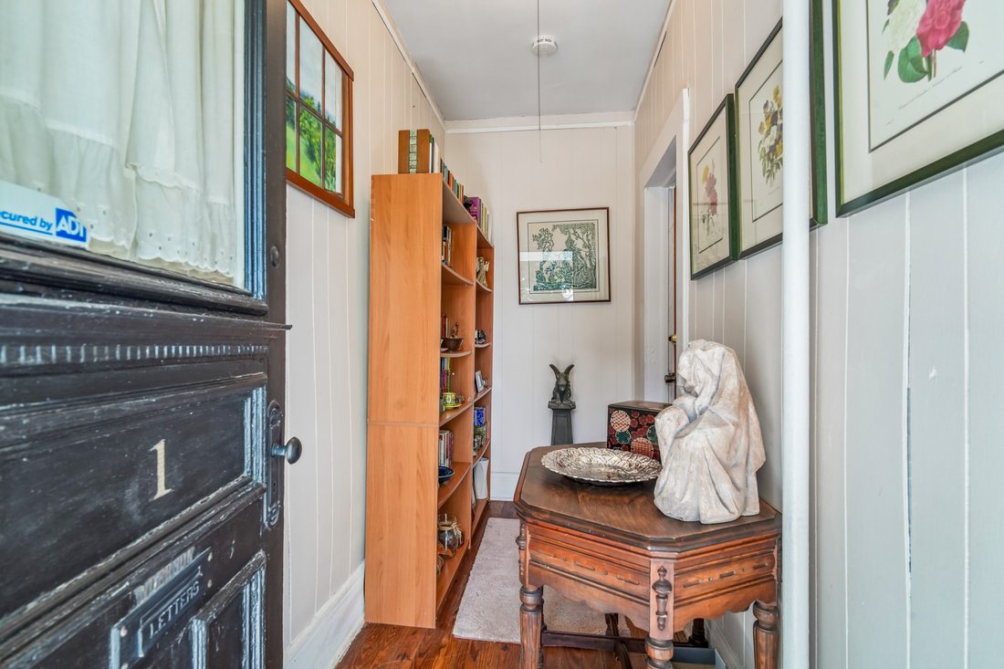 Apartment in Maplewood, New Jersey, United States 4 - 18498162