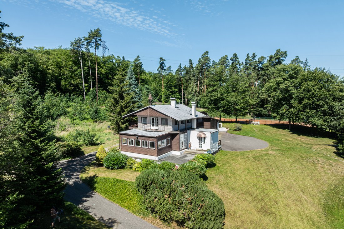 Estate in Davle, Prague, Czechia 4 - 18498220