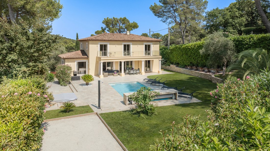 Villa in Mougins, Provence-Alpes-Côte d'Azur, France 1 - 18498230