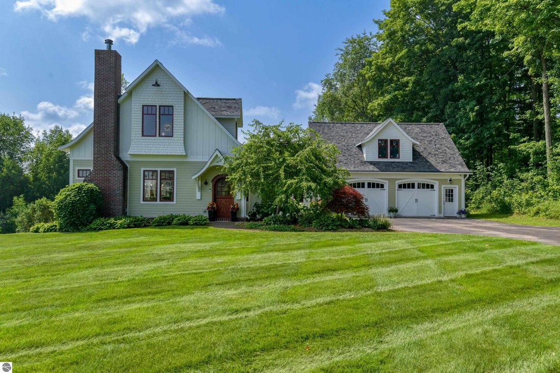 House in Williamsburg, Michigan, United States 5 - 18498213