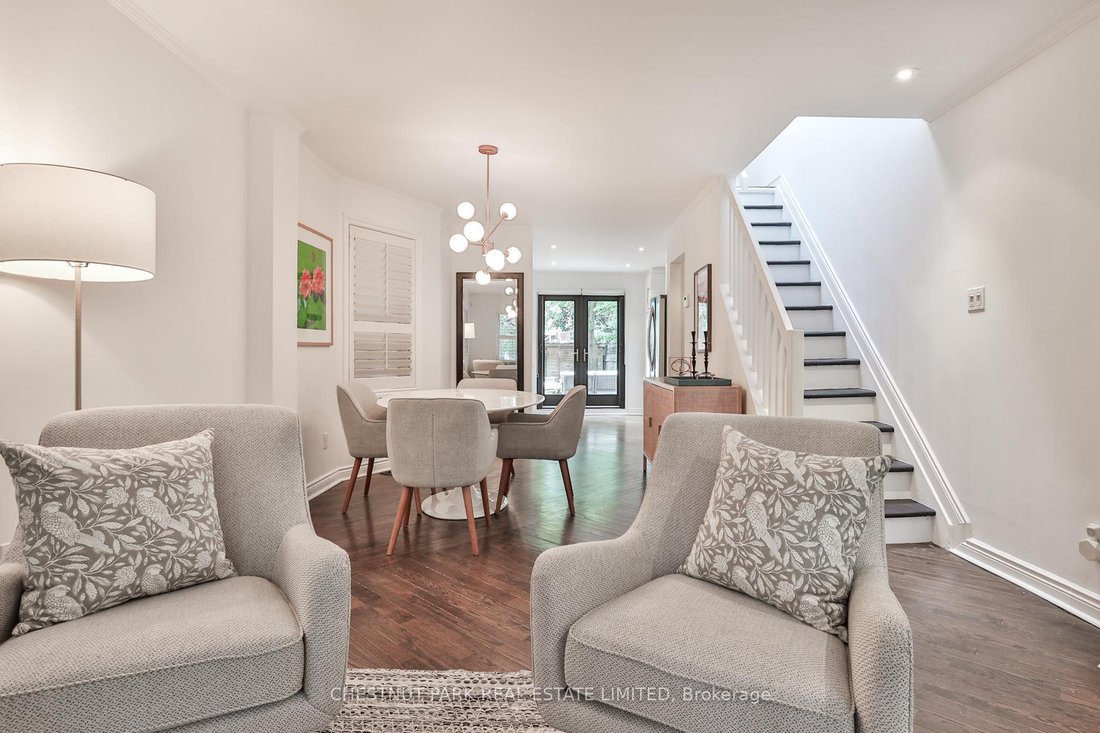 House in Toronto, Ontario, Canada 4 - 18498197