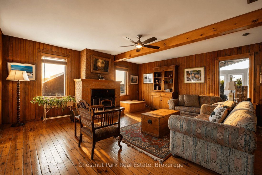 Coldwater, Ontario, Canada 3 - 18239774