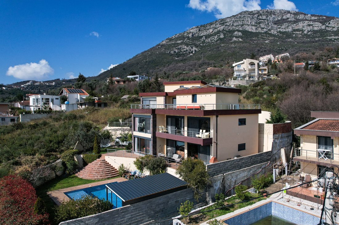 Villa in Šušanj, Bar Municipality, Montenegro 4 - 18237412
