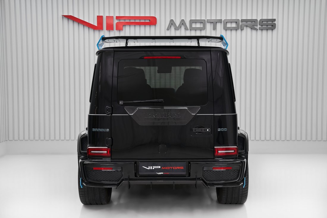 Suv in Dubai, United Arab Emirates 5 - 18498394