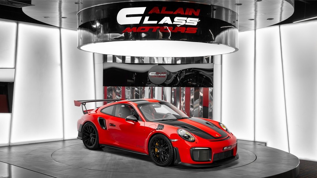 Coupe in Dubai, United Arab Emirates 1 - 18498581