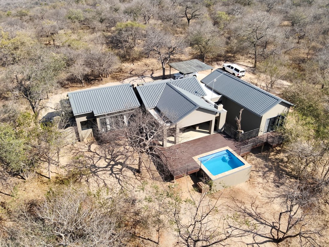 House in Hoedspruit, Limpopo, South Africa 2 - 18090415