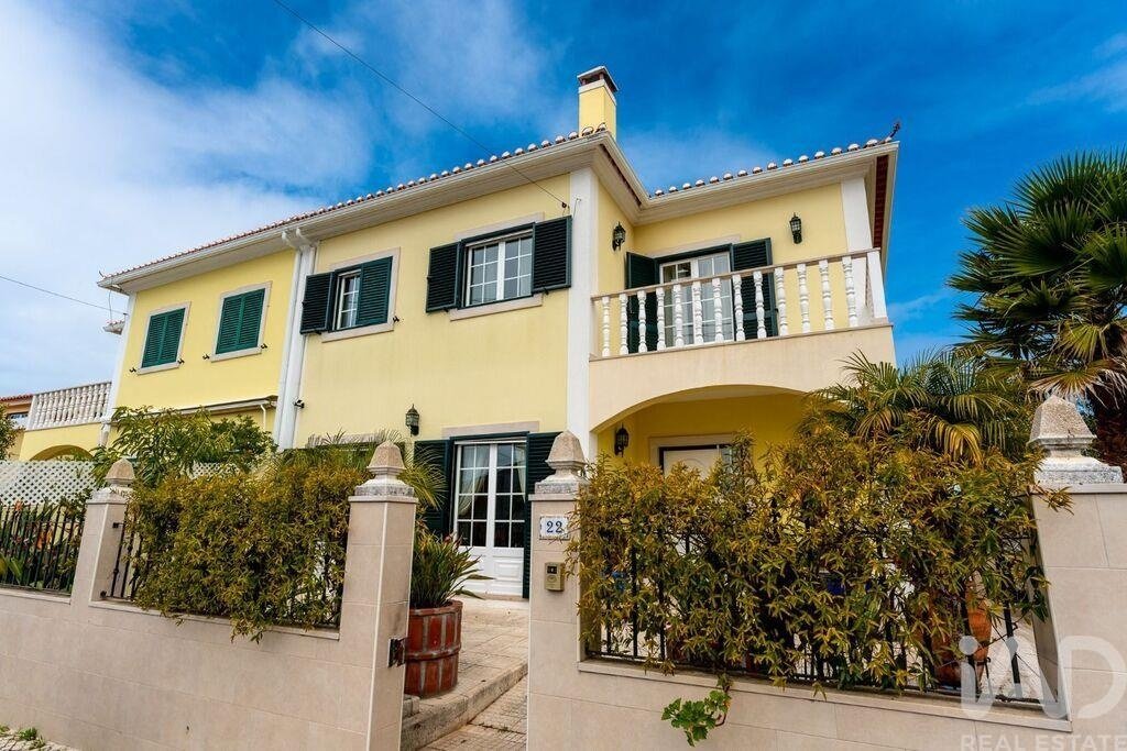 Townhouse in Ericeira, Lisbon, Portugal 2 - 18498574