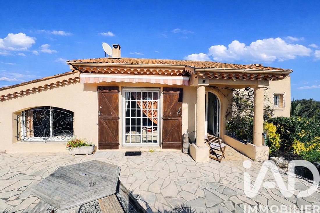 House in Frejus, Provence-Alpes-Côte d'Azur, France 1 - 16899838
